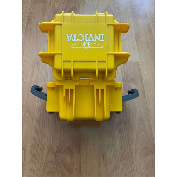 Invicta Yellow Classic Single Slot Watch Box Waterproof - Picture 7 of 10